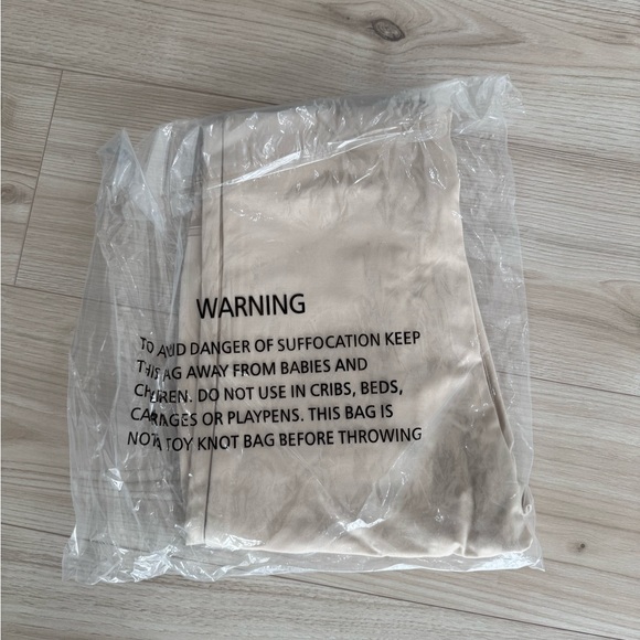 Collars & Co pull on pants - Picture 2 of 2